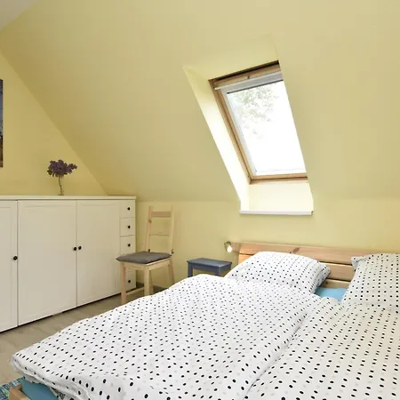 Hideaway For 3 Guests, Cleaning Included 아파트 Neu Gaarz